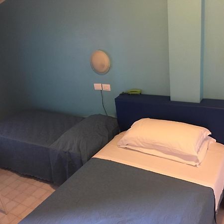 Hotel Albatros Roseto Degli Abruzzi Zewnętrze zdjęcie