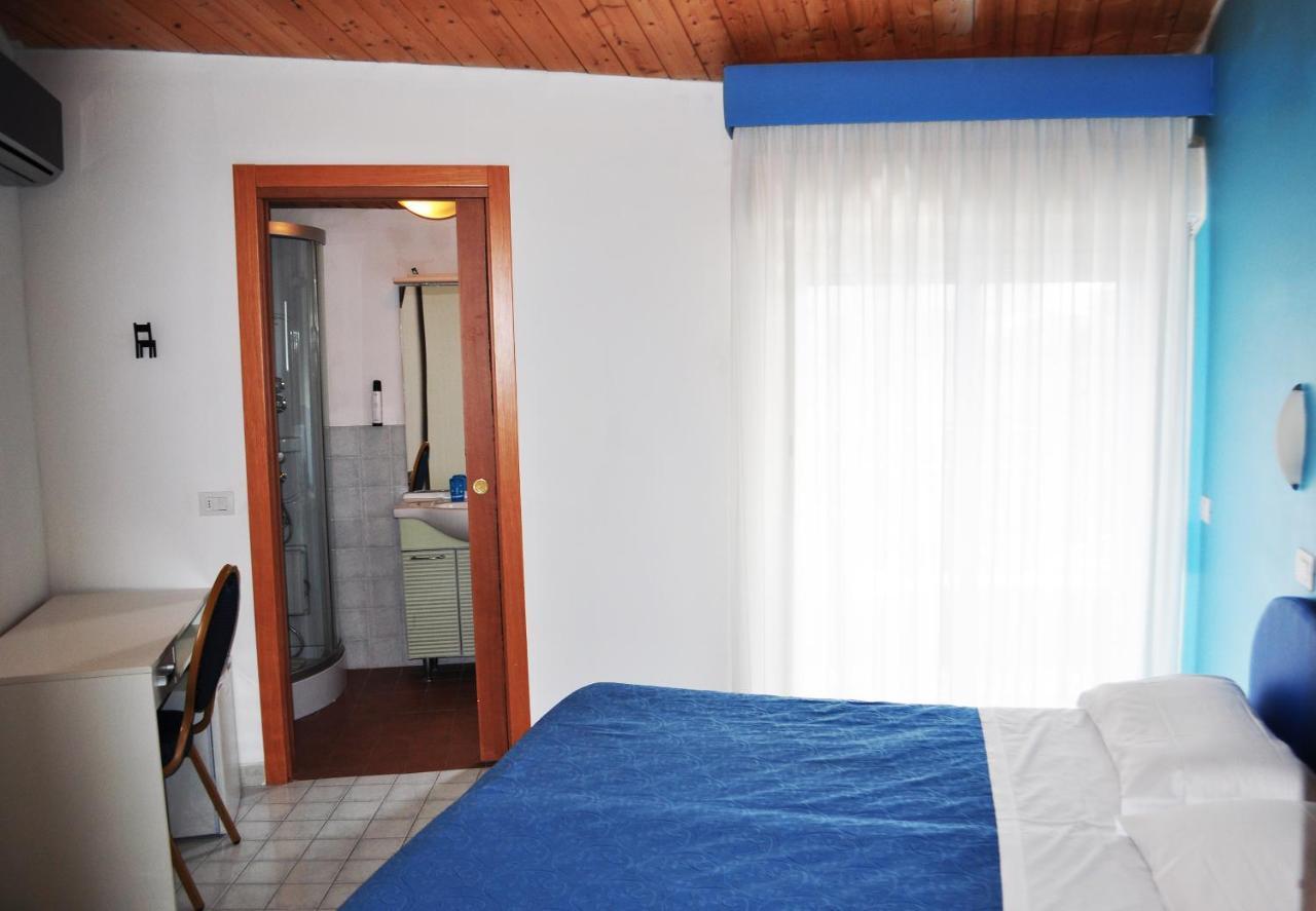Hotel Albatros Roseto Degli Abruzzi Zewnętrze zdjęcie
