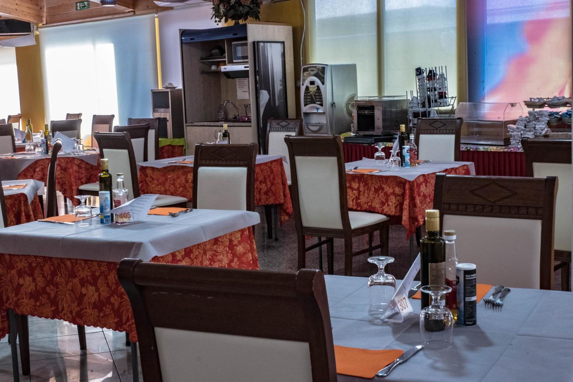 Hotel Albatros Roseto Degli Abruzzi Zewnętrze zdjęcie