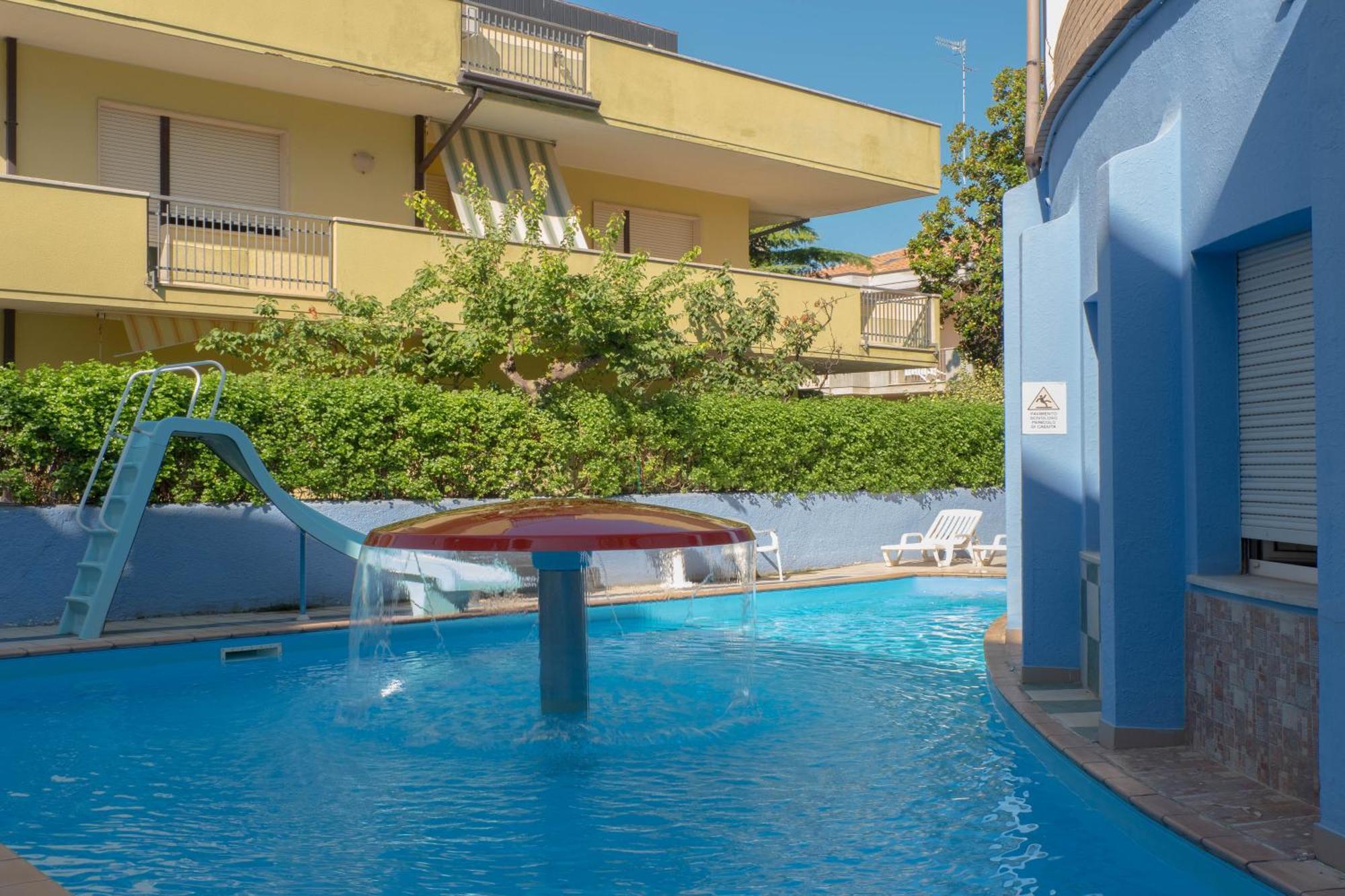 Hotel Albatros Roseto Degli Abruzzi Zewnętrze zdjęcie