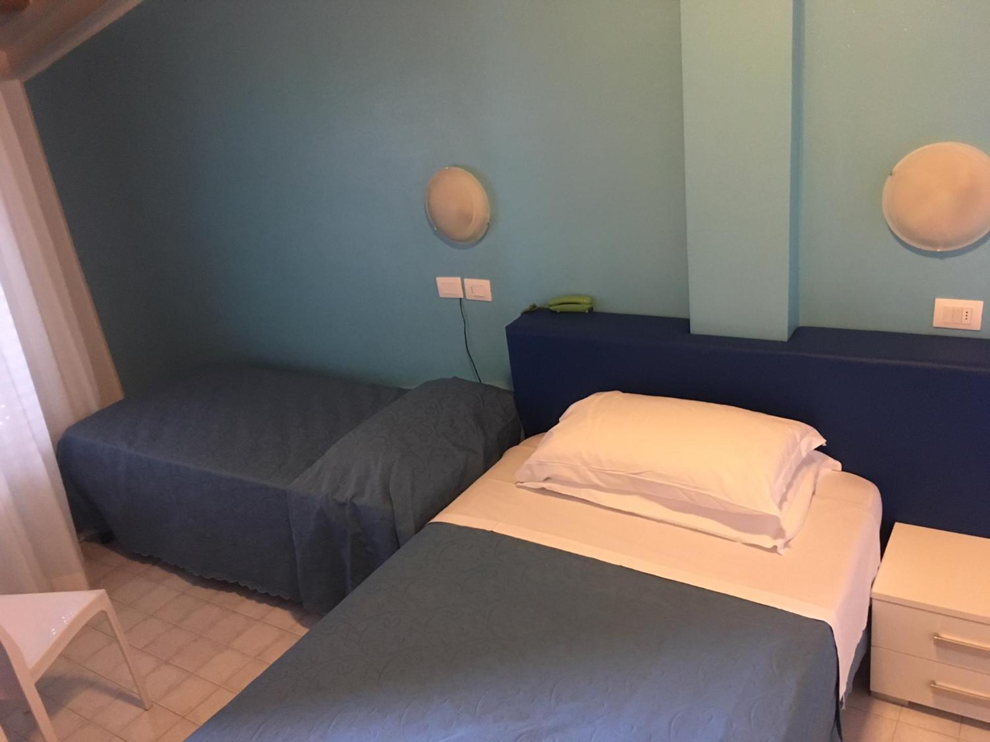 Hotel Albatros Roseto Degli Abruzzi Zewnętrze zdjęcie