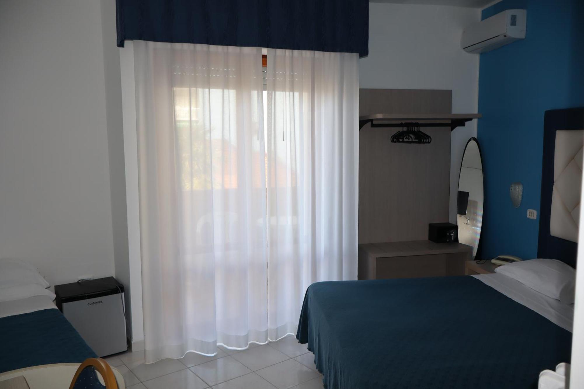 Hotel Albatros Roseto Degli Abruzzi Zewnętrze zdjęcie