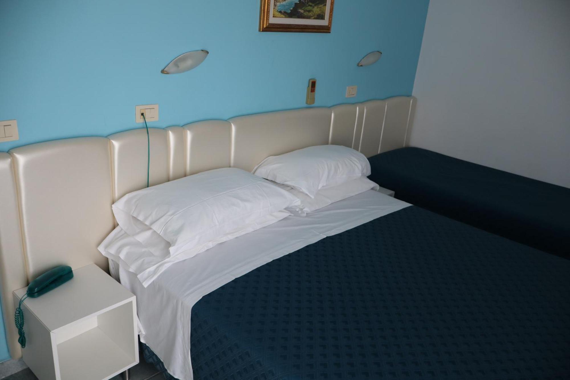 Hotel Albatros Roseto Degli Abruzzi Zewnętrze zdjęcie