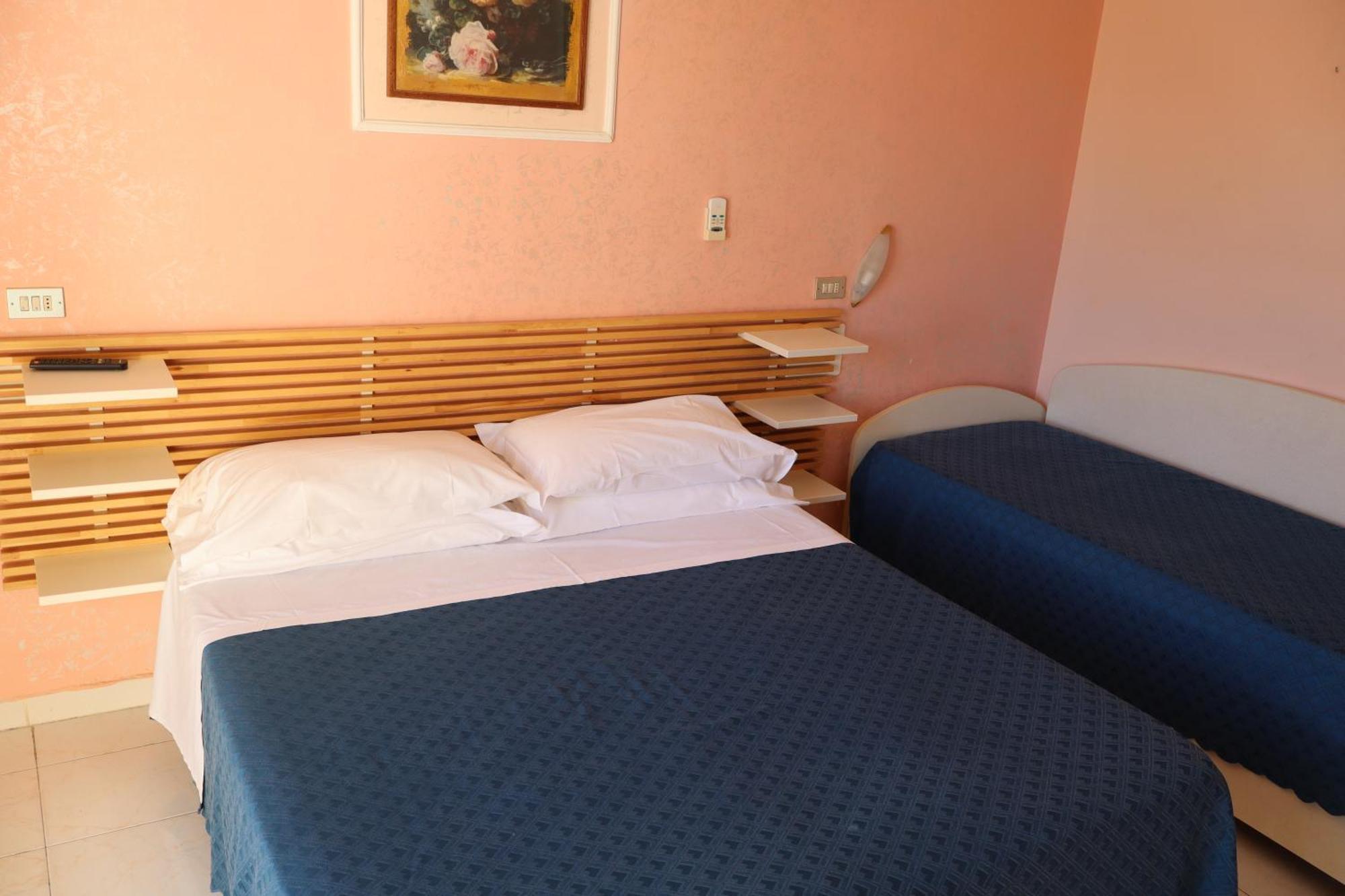 Hotel Albatros Roseto Degli Abruzzi Zewnętrze zdjęcie